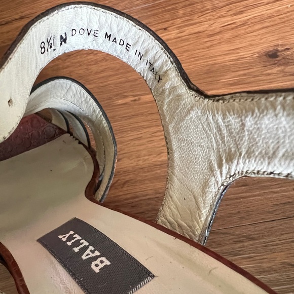 Bally Women’s 8.5N Brown Croc Embossed Leather Strappy Slingback Heels Vintage - Picture 7 of 7